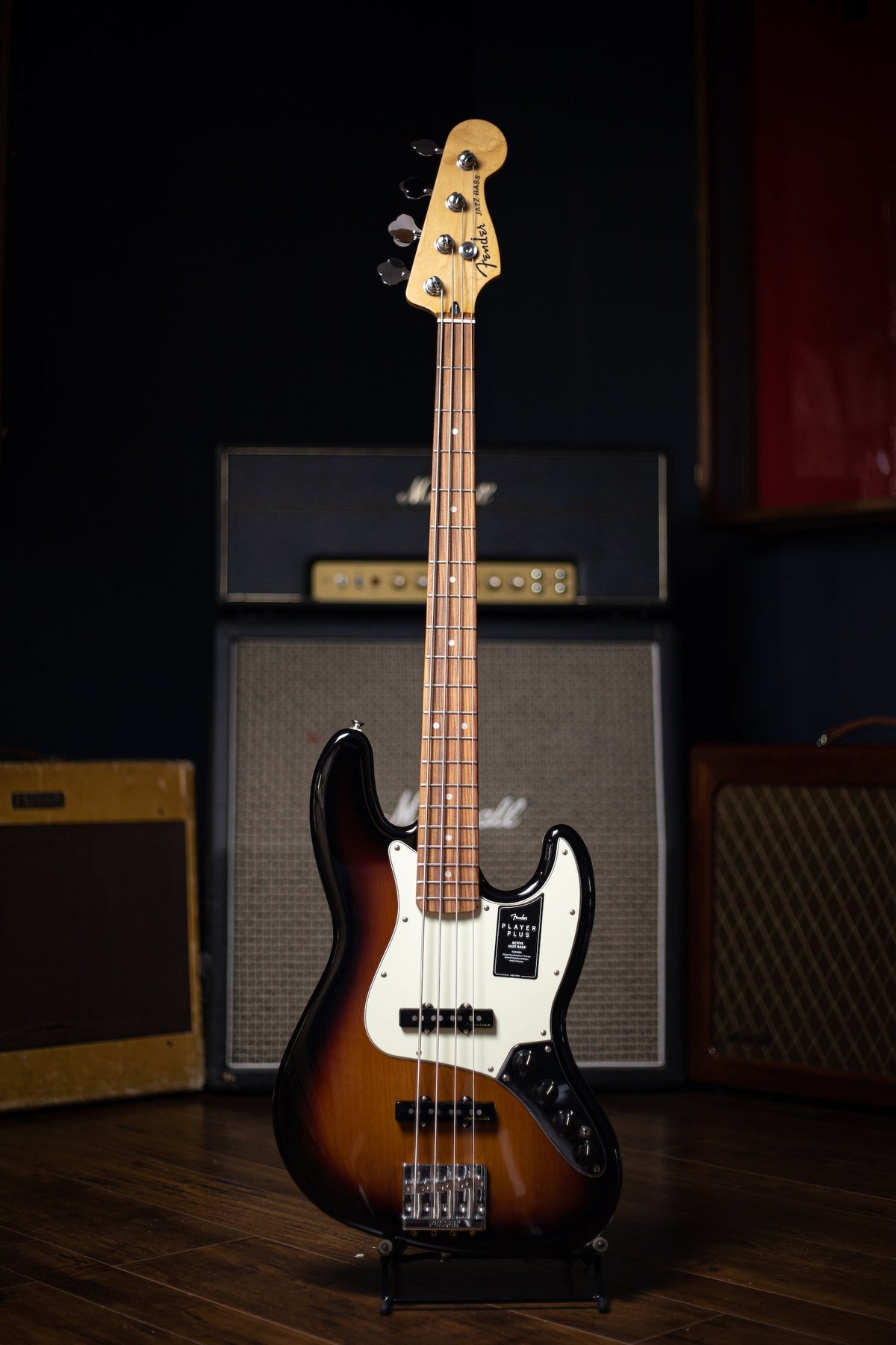 Fender Player Plus Jazz Bass - 3 Color Sunburst