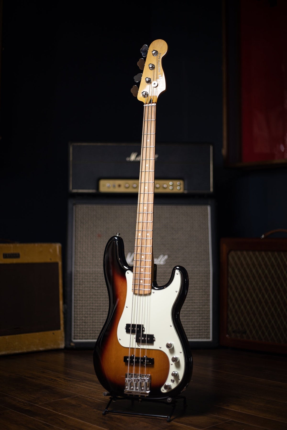 Fender Player Plus Precision Bass - 3 Color Sunburst
