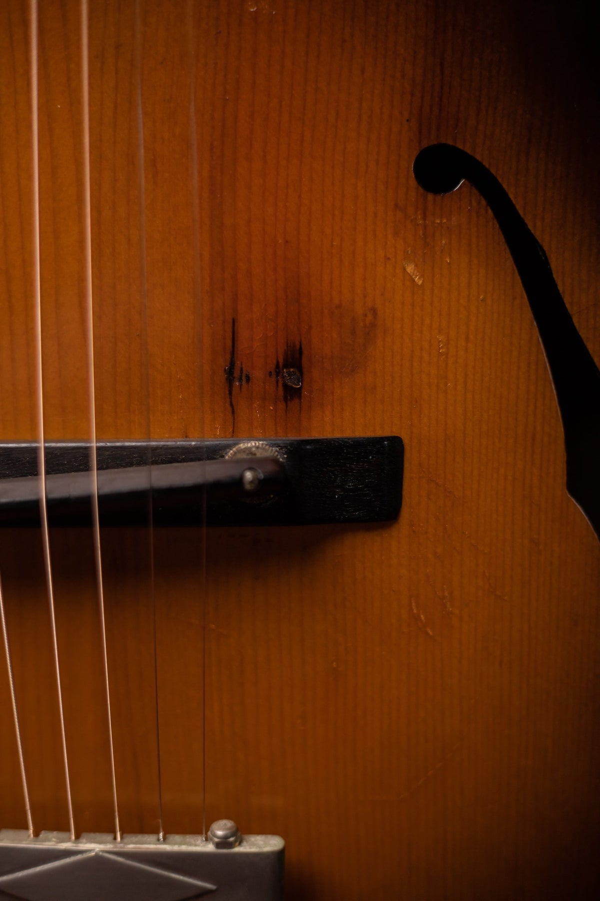 1937 Gibson L-50 Acoustic Guitar - Sunburst