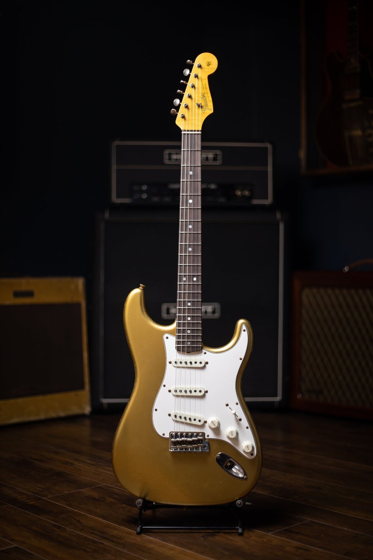 Fender Custom Shop '64 Stratocaster Journeyman Relic Electric Guitar - Aged Aztec Gold
