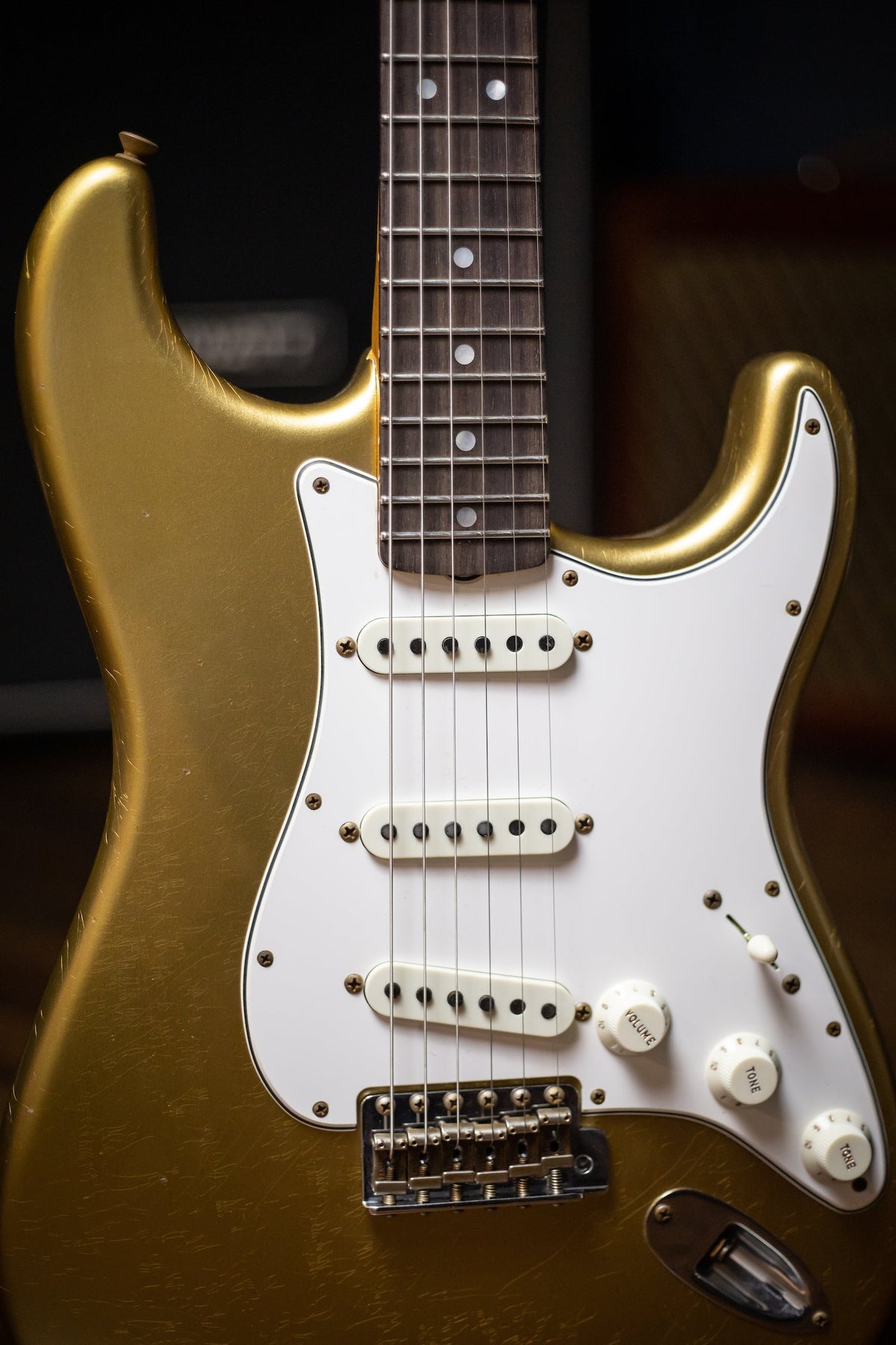Fender Custom Shop '64 Stratocaster Journeyman Relic Electric Guitar - Aged Aztec Gold