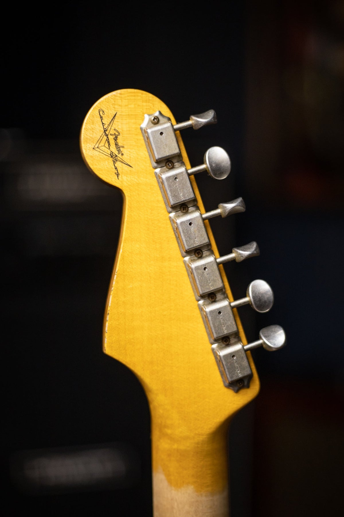 Fender Custom Shop '64 Stratocaster Journeyman Relic Electric Guitar - Aged Aztec Gold