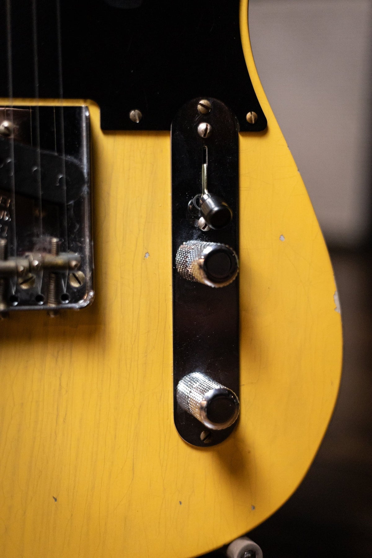 Fender Custom Shop LTD 70th Anniversary Broadcaster Electric Guitar - Aged Relic Nocaster Blonde