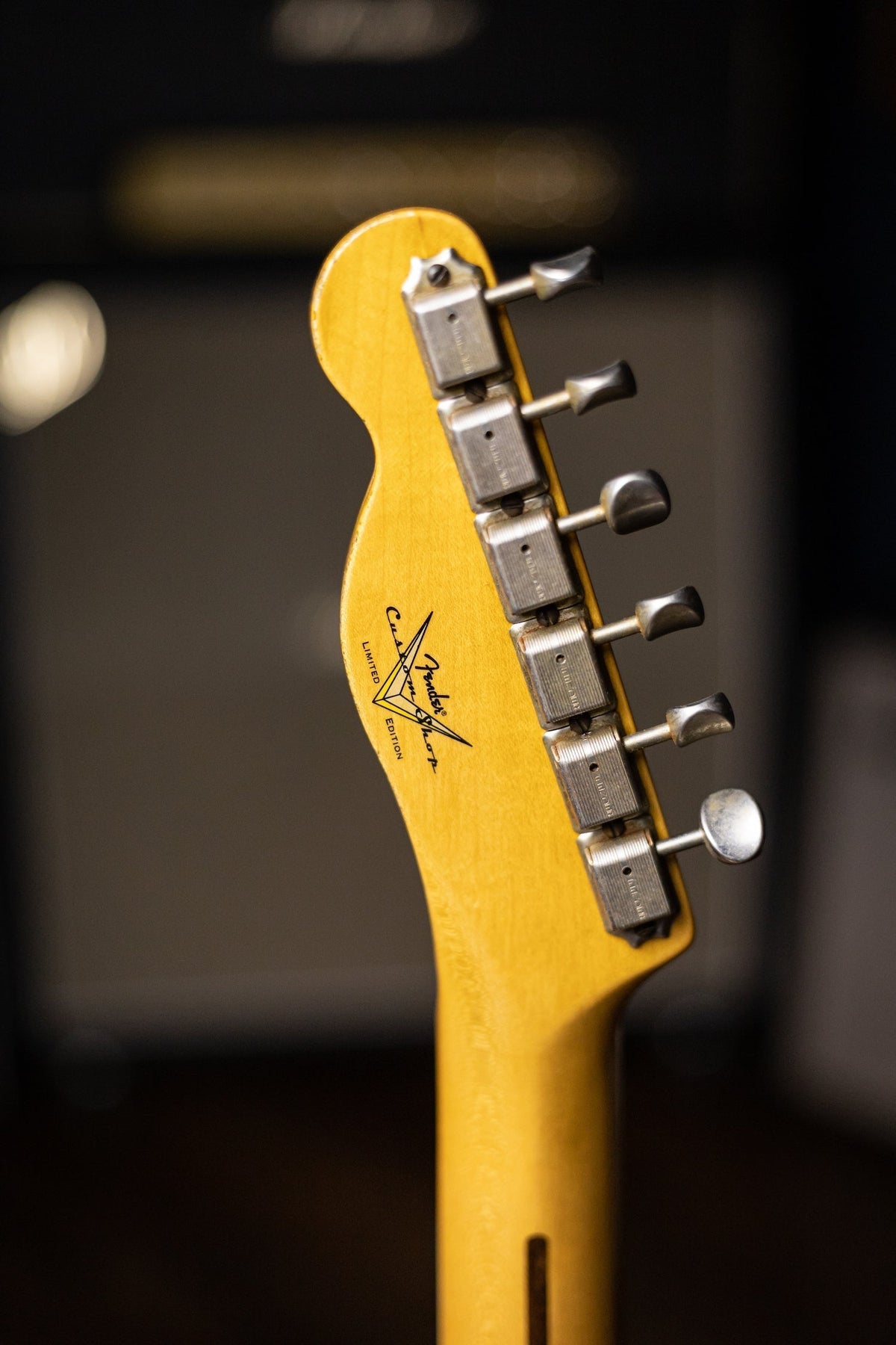Fender Custom Shop LTD 70th Anniversary Broadcaster Electric Guitar - Aged Relic Nocaster Blonde