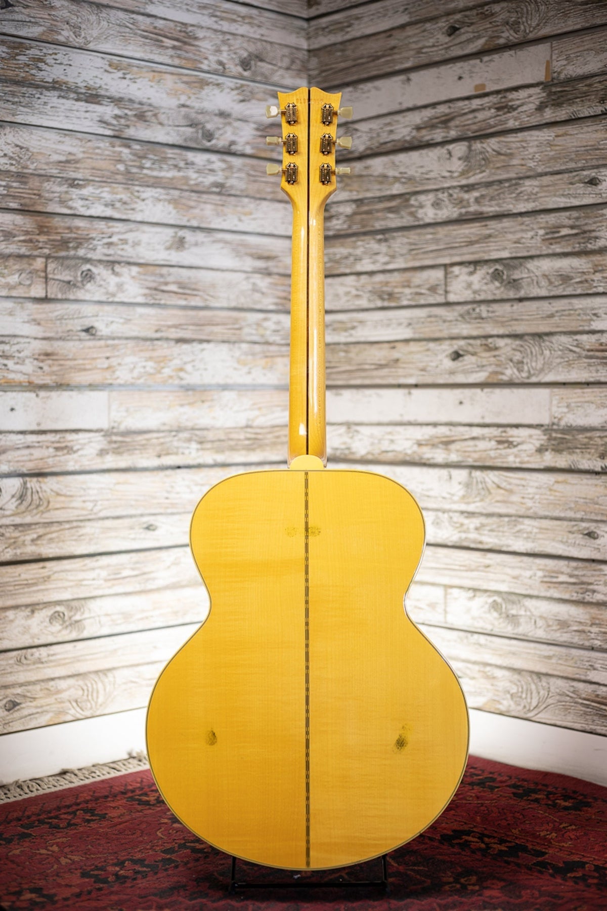 1990 Gibson J-200 Acoustic Guitar - Natural