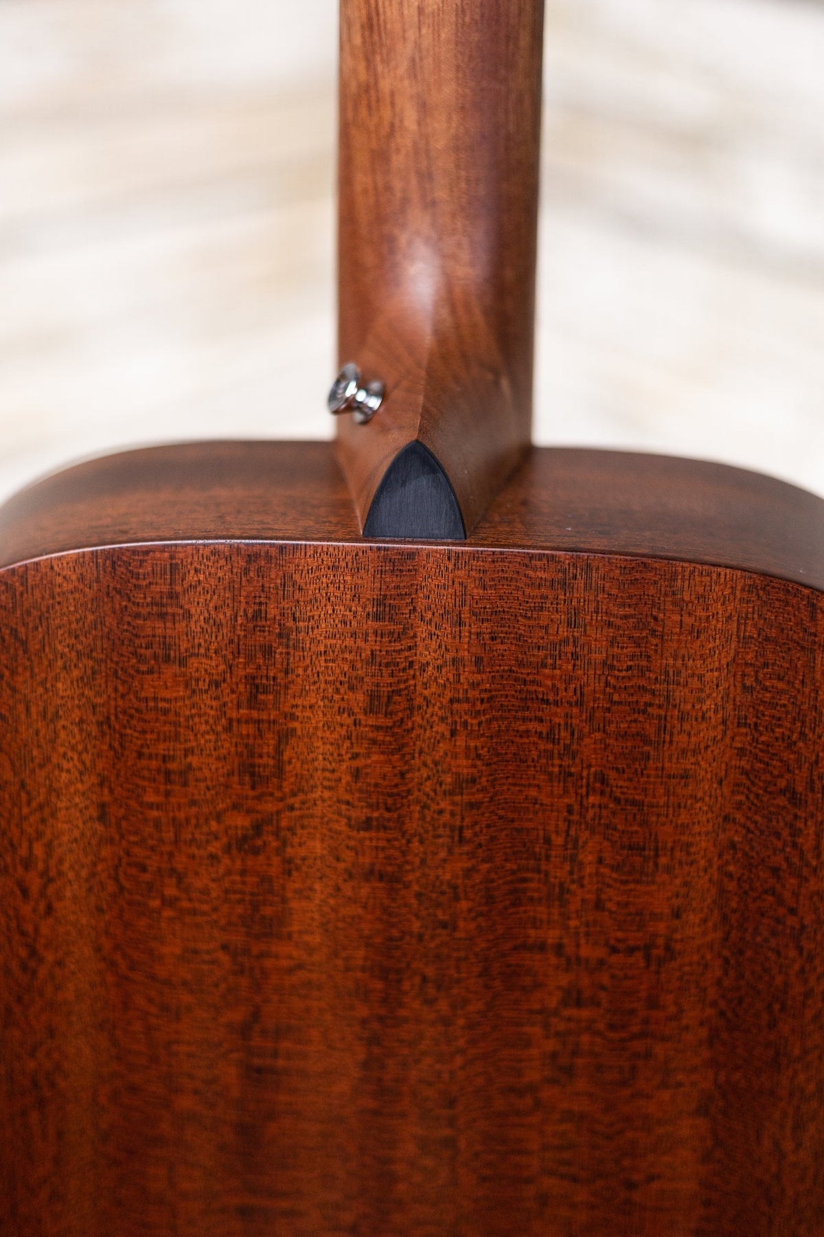 Martin 000-10E Road Series Acoustic-Electric Guitar - Natural Sapele