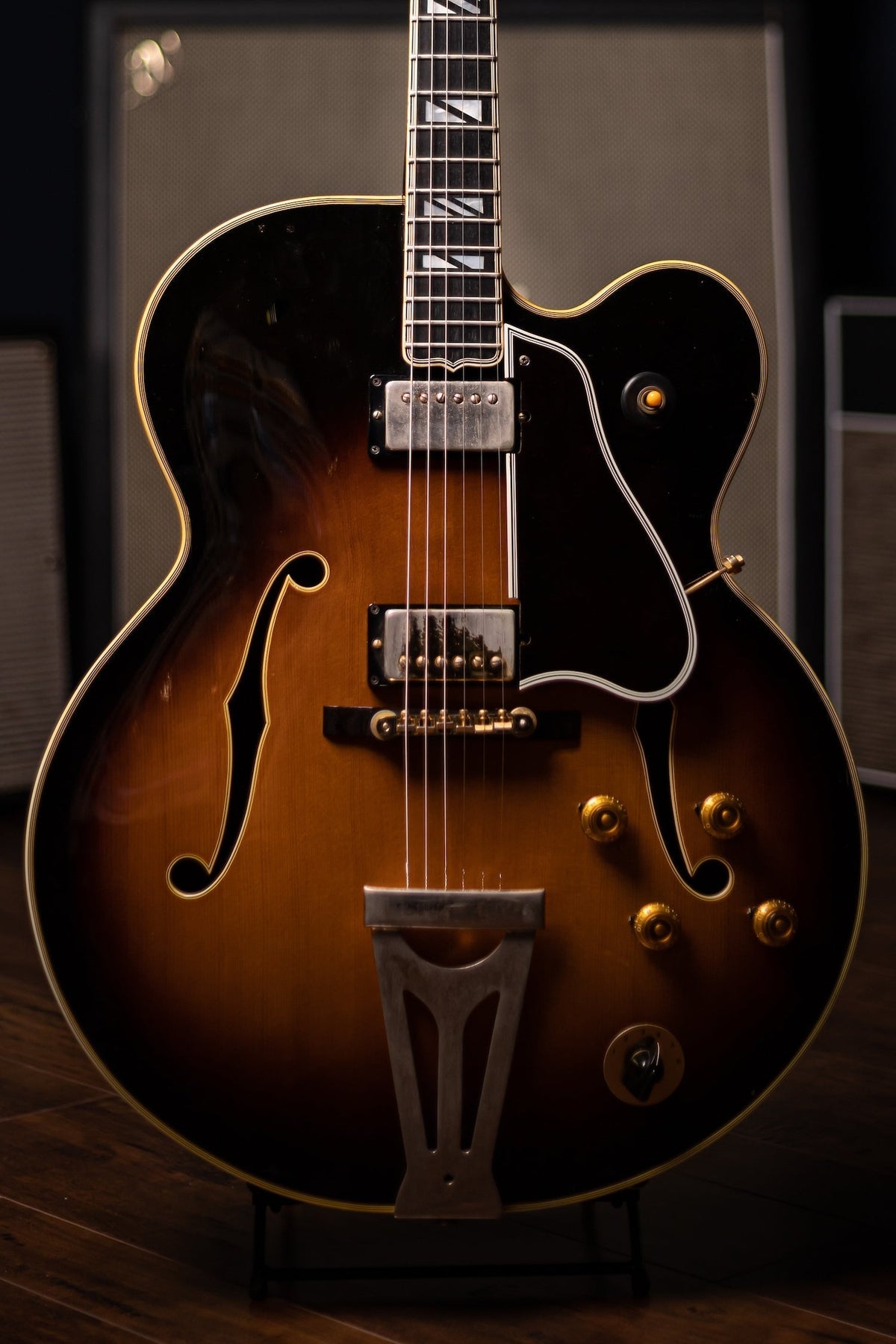 1961 Gibson Super 400 CES with Factory Varitone Stereo Electric Guitar - Sunburst