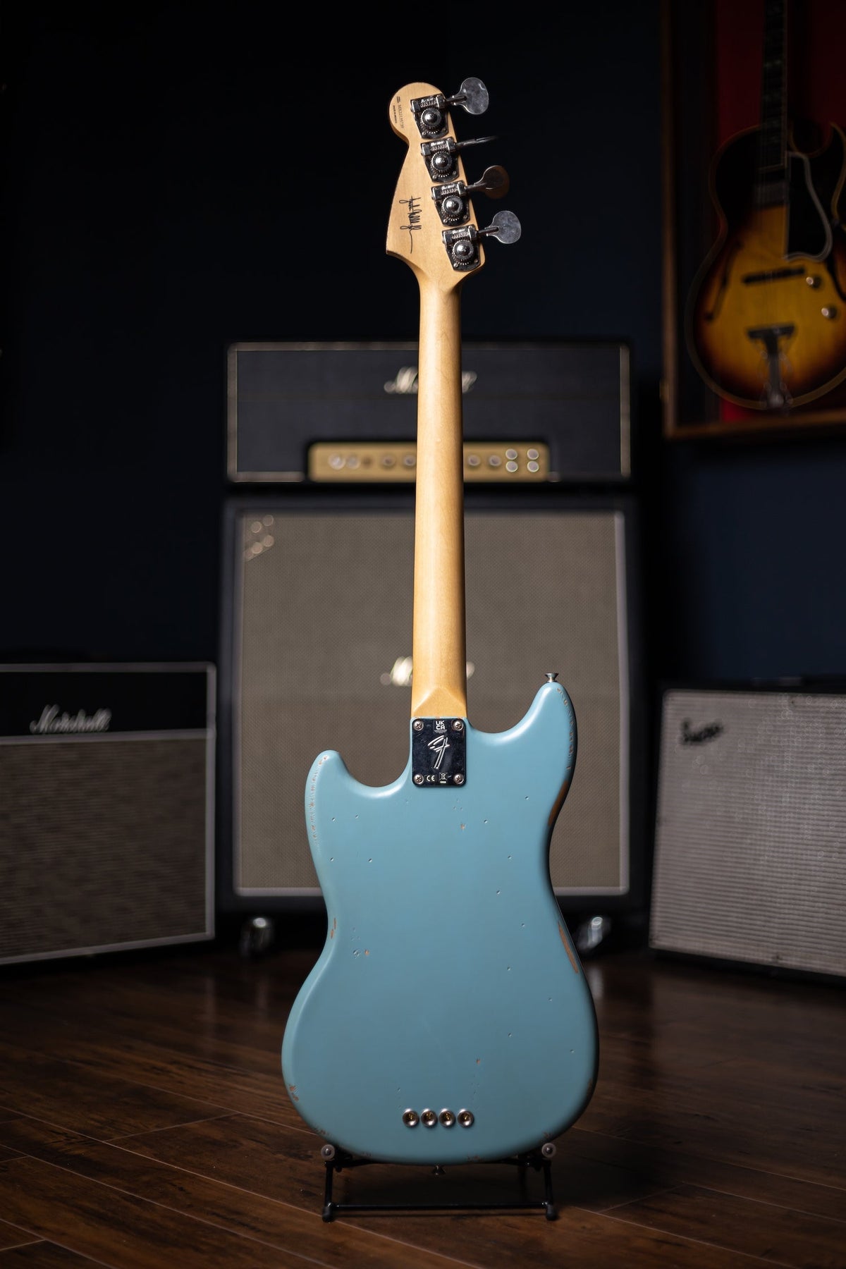 Fender JMJ Road Worn Mustang Bass - Faded Daphne Blue