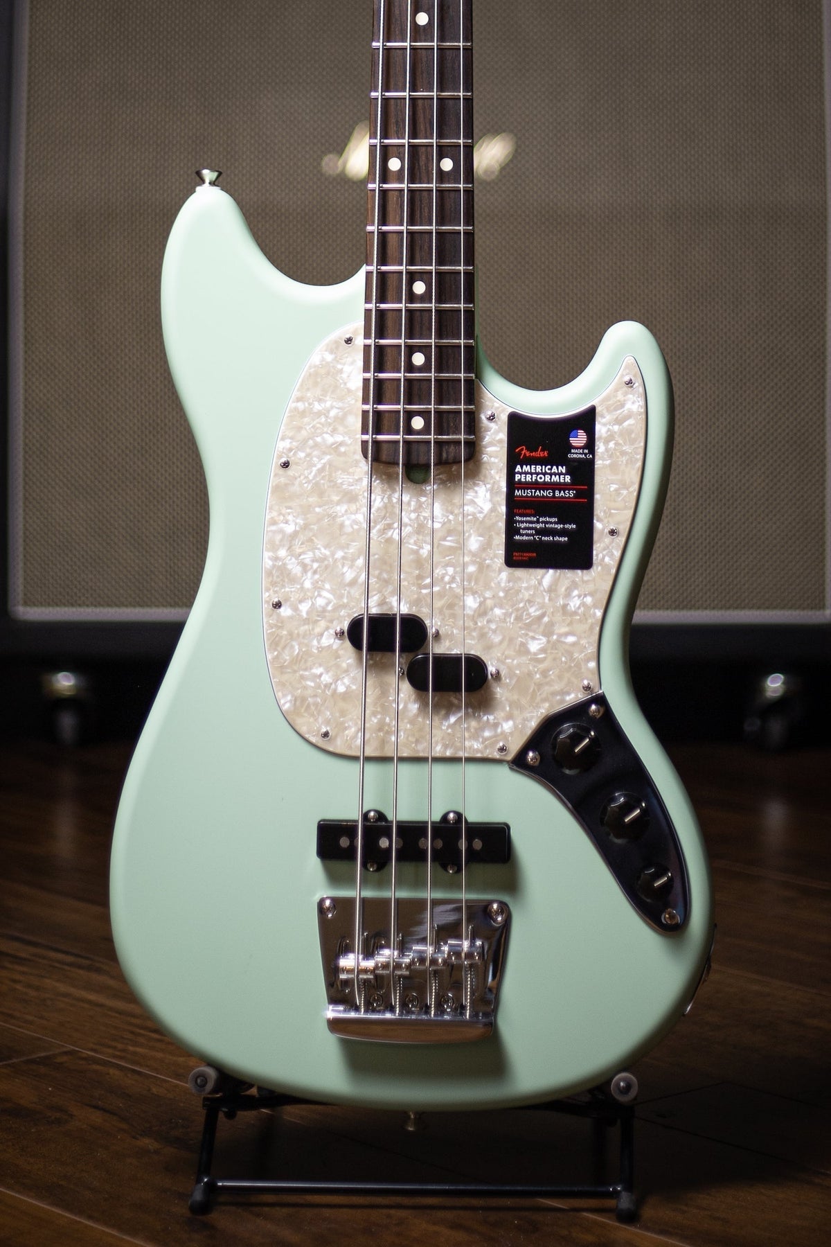 2020 Fender American Performer Mustang Bass - Satin Seafoam Green