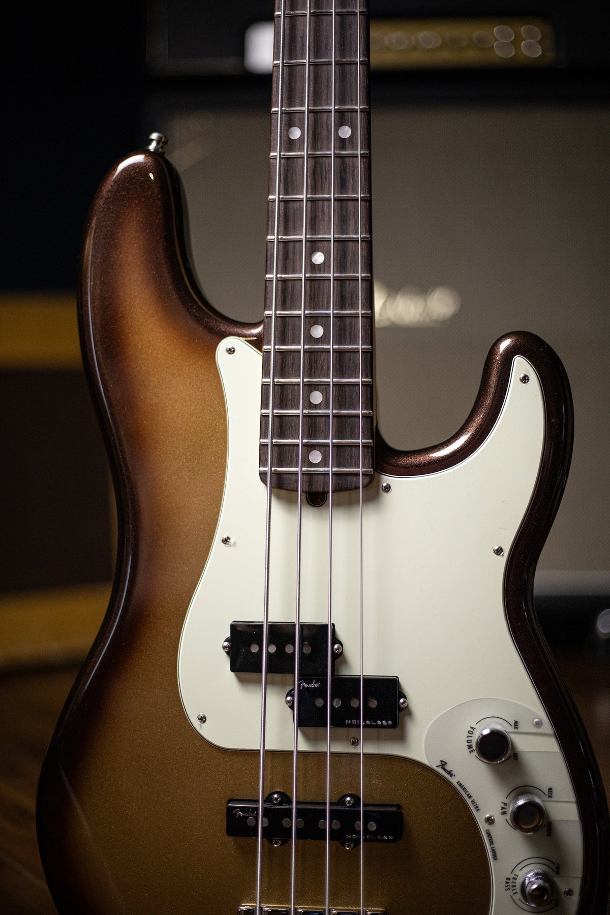 2020 Fender American Ultra Precision Bass - Mocha Burst