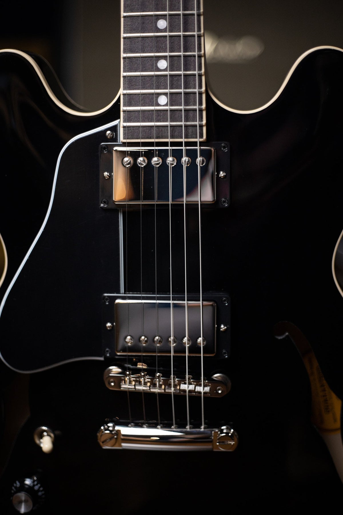 Gibson ES-335 Left-Handed Electric Guitar - Vintage Ebony