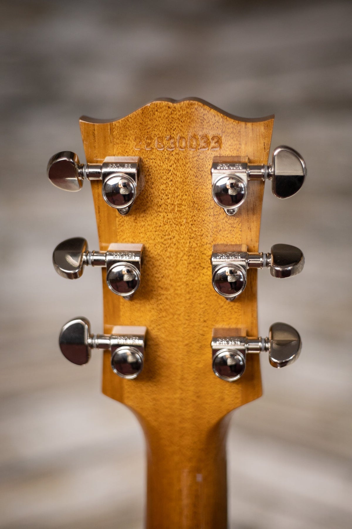 Gibson SJ-200 Studio Rosewood Acoustic-Electric Guitar - Antique Natural