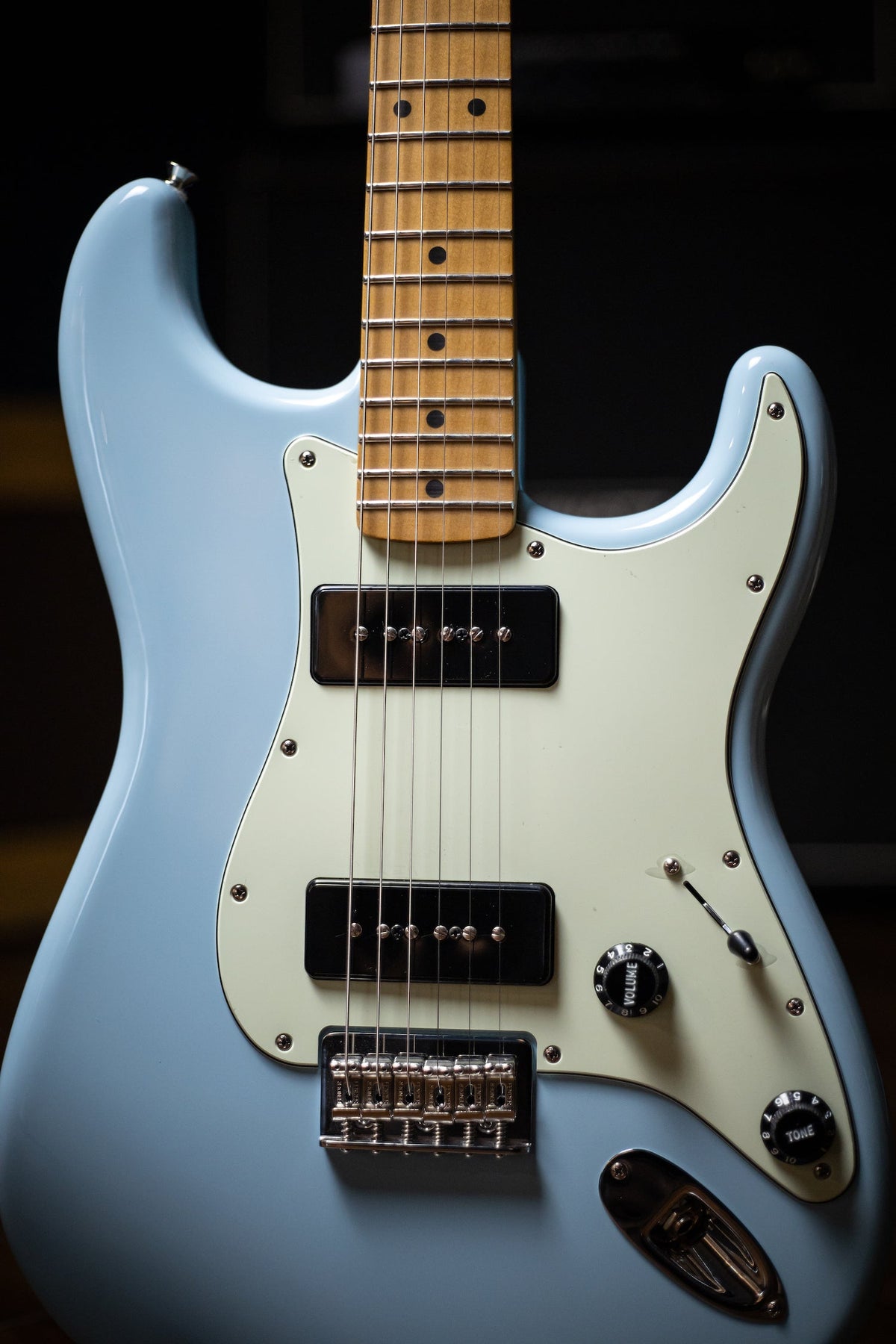 Fender Noventa Stratocaster Electric Guitar - Daphne Blue