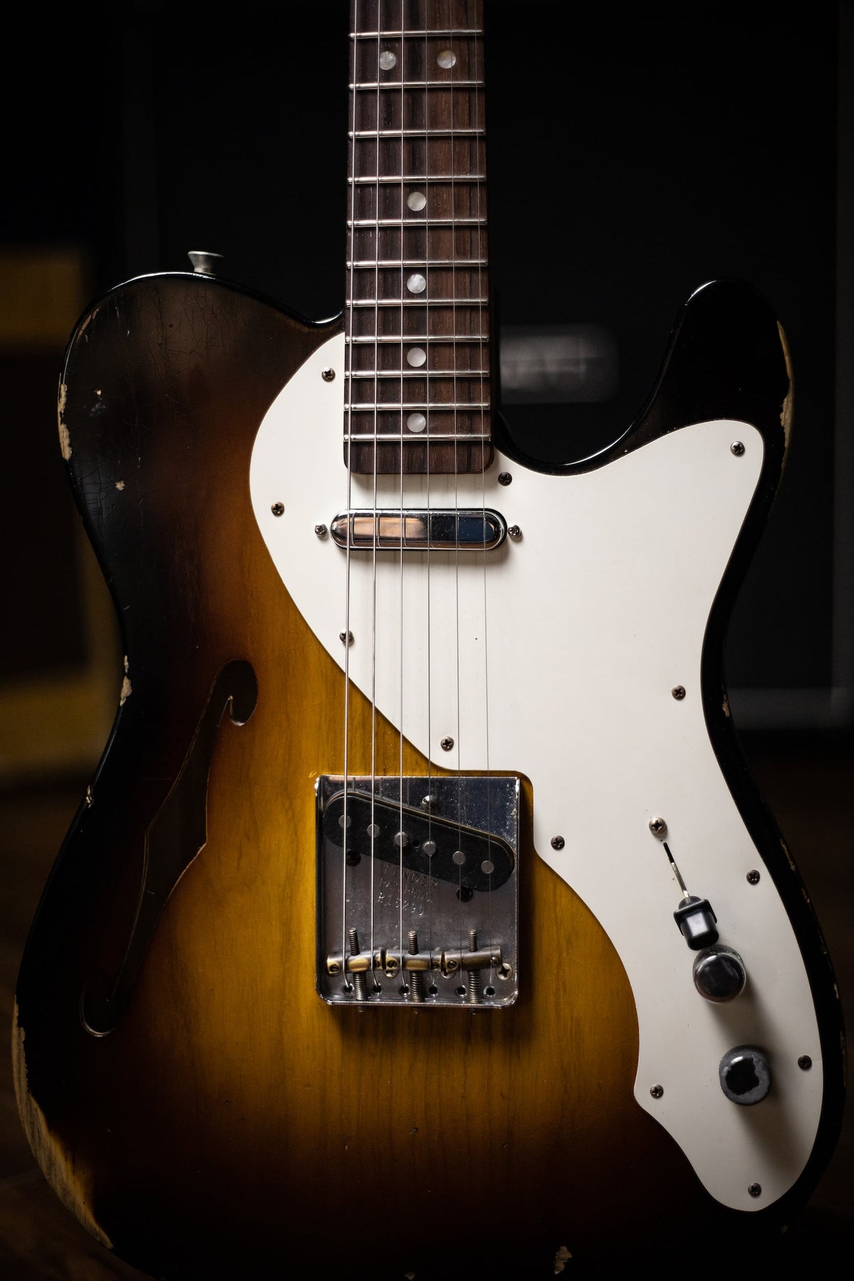 2017 Fender Custom Shop Ltd '50s Thinline Telecaster Relic Electric Guitar - Wide Fade 2 Tone Sunburst