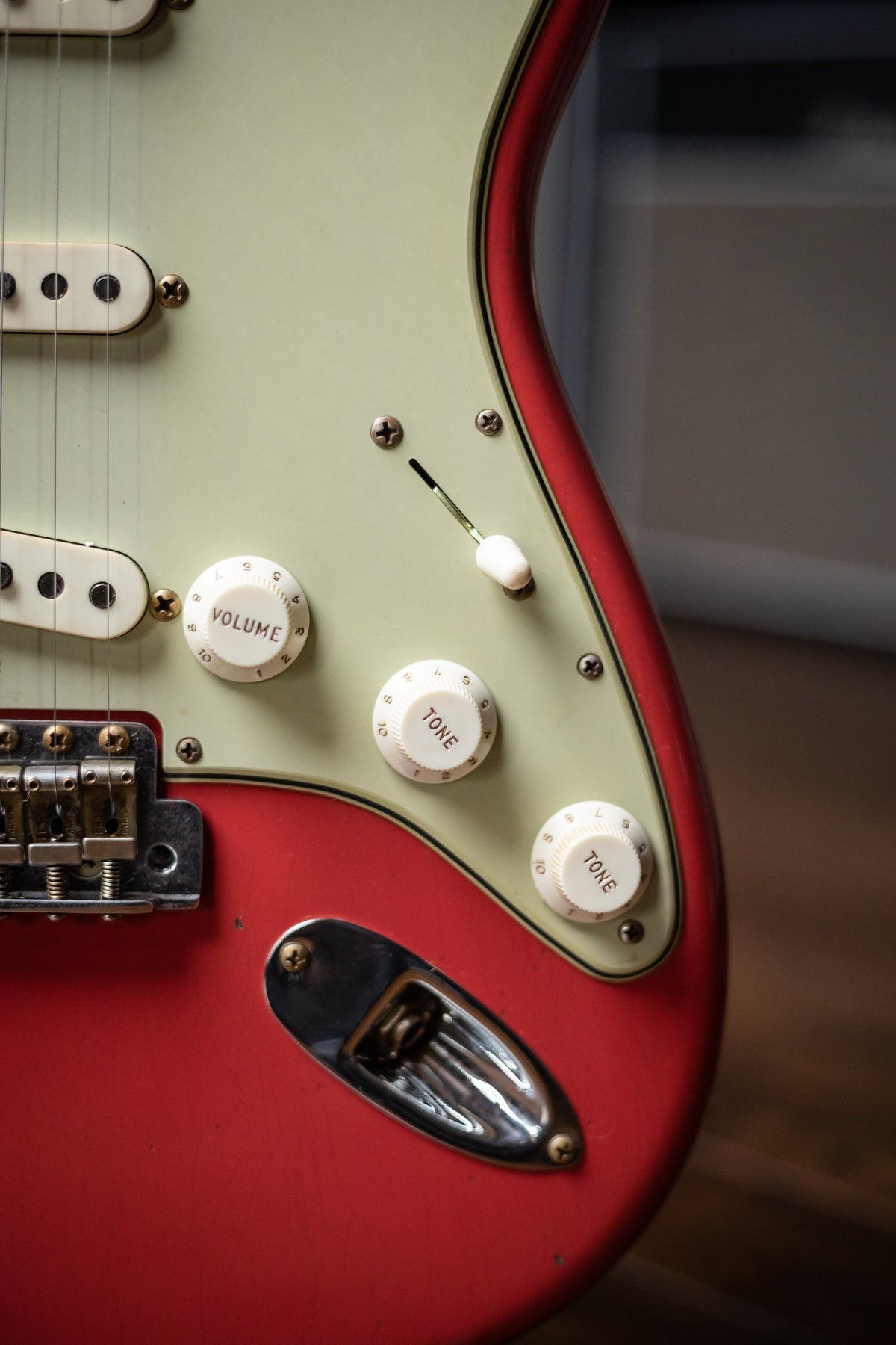 Fender Limited Edition '62/'63 Stratocaster® Journeyman Relic® Electric Guitar - Aged Fiesta Red