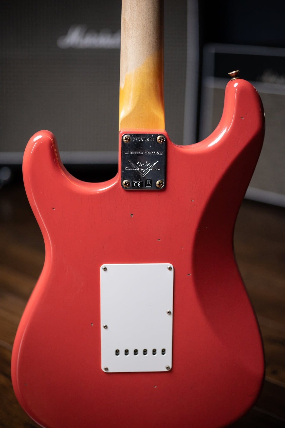 Fender Limited Edition '62/'63 Stratocaster® Journeyman Relic® Electric Guitar - Aged Fiesta Red