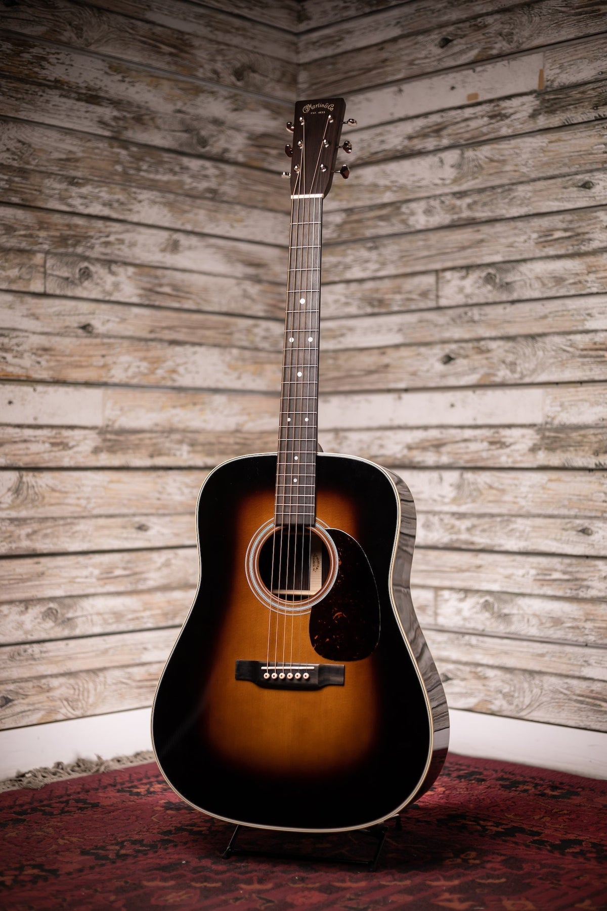 Martin D-28 2017 Acoustic Guitar - Sunburst