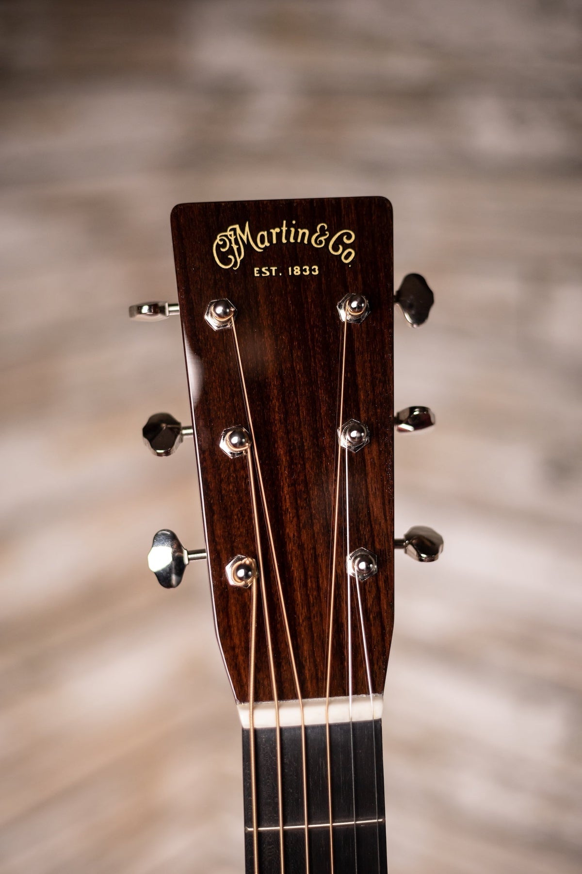 Martin 000-28EC Eric Clapton Signature Acoustic Guitar - Sunburst