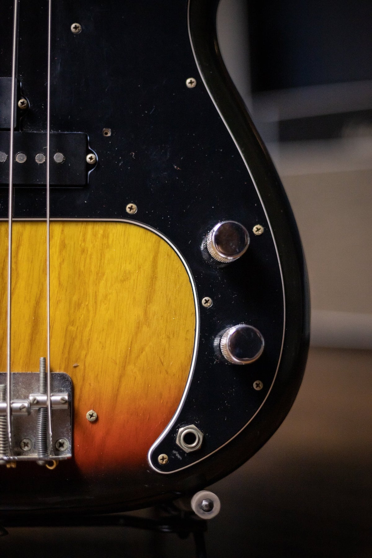 1975 Fender Precision Bass - Sunburst