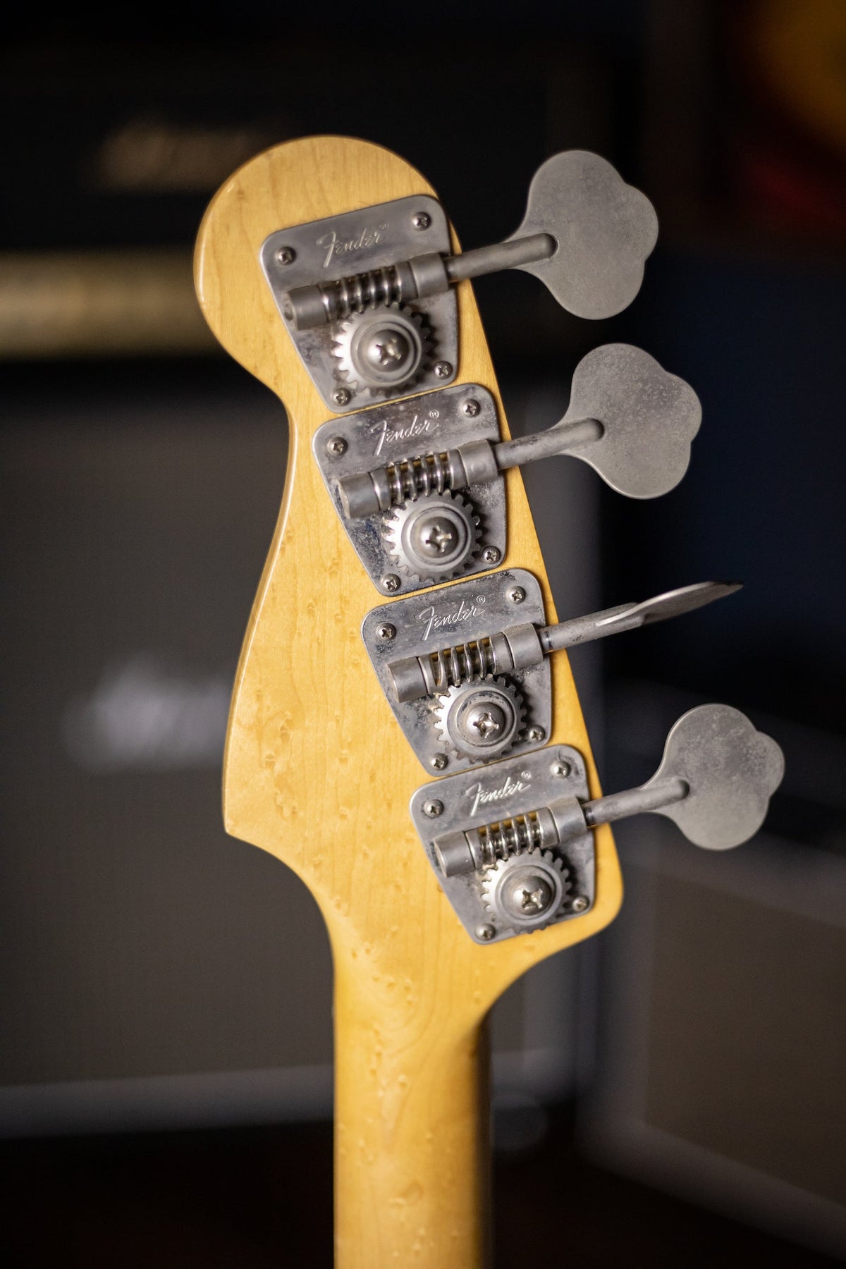 1975 Fender Precision Bass - Sunburst