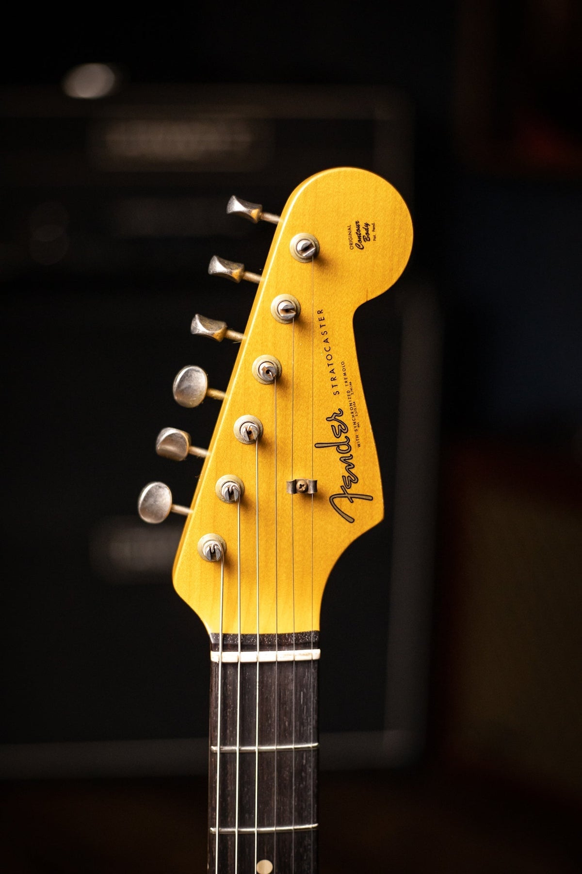 Fender Custom Shop Limited Edition '62/'63 Stratocaster Journeyman Relic Electric Guitar - Aged Seafoam Green