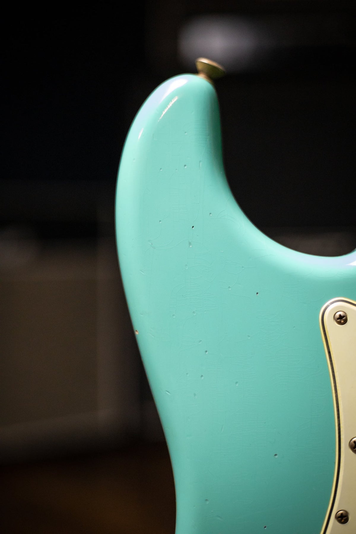 Fender Custom Shop Limited Edition '62/'63 Stratocaster Journeyman Relic Electric Guitar - Aged Seafoam Green
