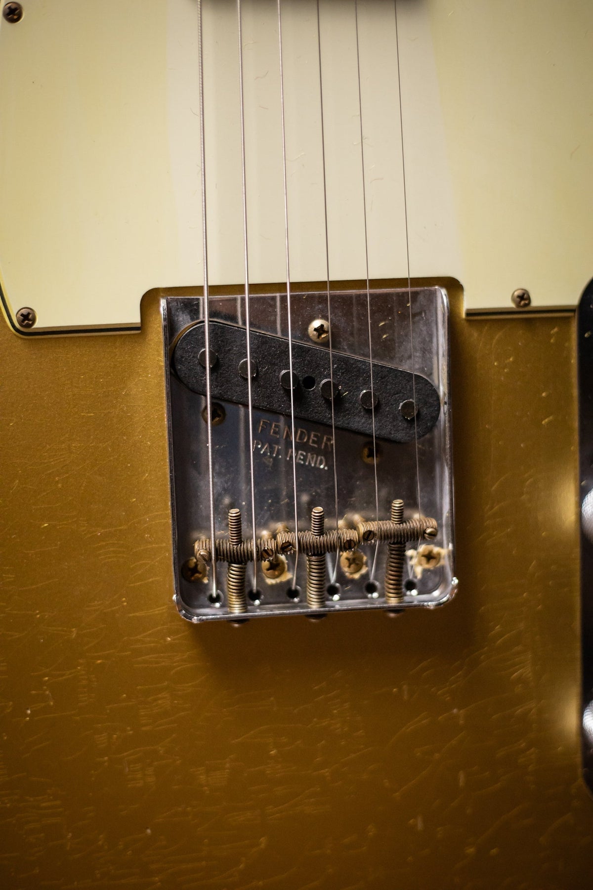 Fender Custom Shop 1961 Telecaster Relic Electric Guitar - Aged Aztec Gold