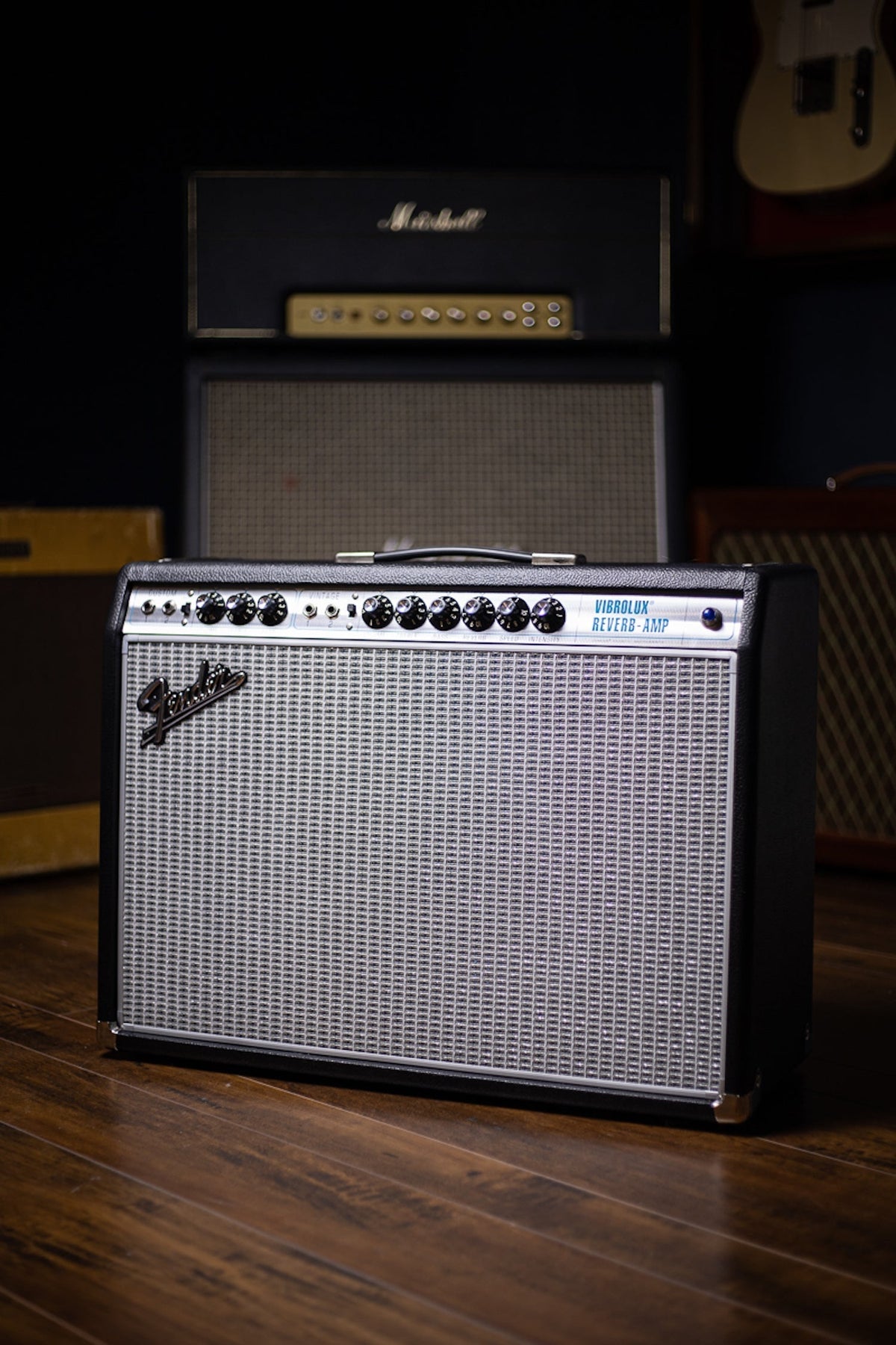 Fender '68 Custom Vibrolux Reverb 35-watt 2x10" Tube Combo Amp