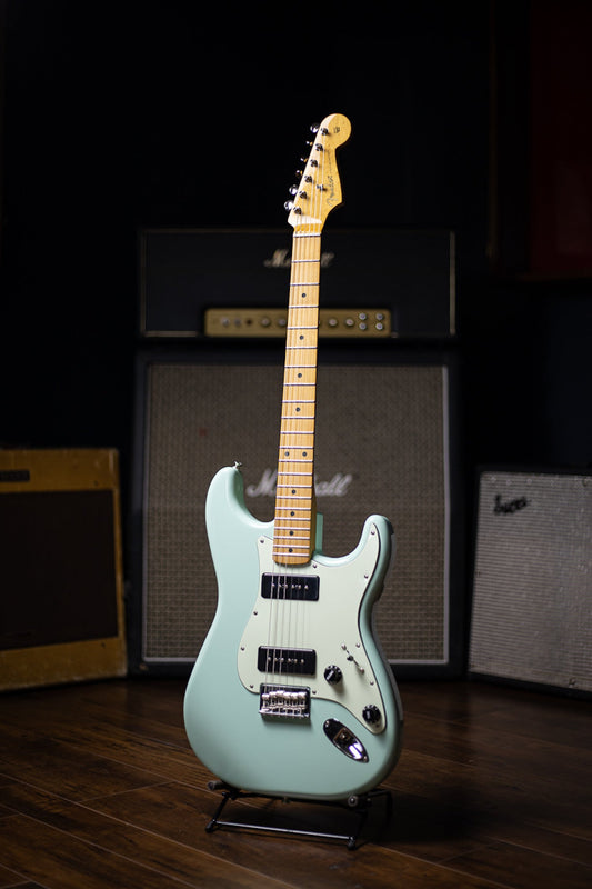 Fender Noventa Stratocaster Electric Guitar - Surf Green