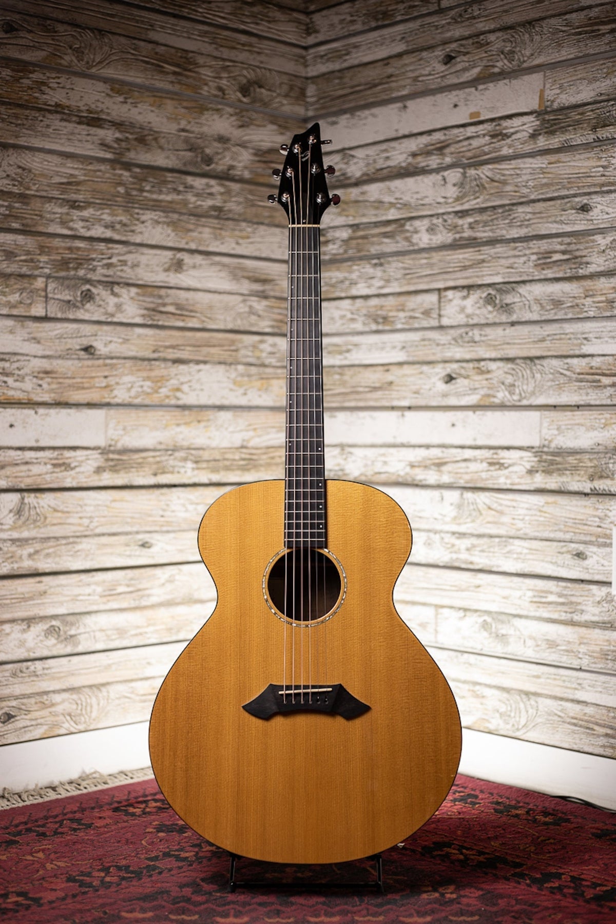 2002 Breedlove SJ20 Standard Walnut Acoustic Guitar - Natural