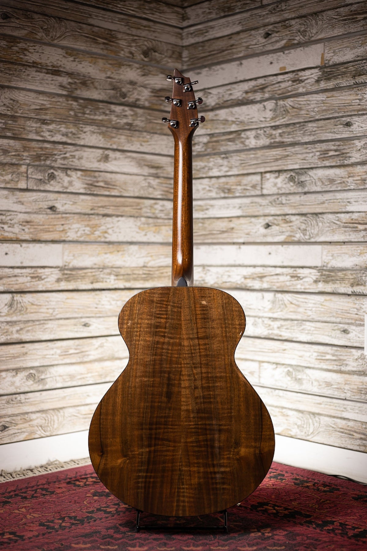 2002 Breedlove SJ20 Standard Walnut Acoustic Guitar - Natural