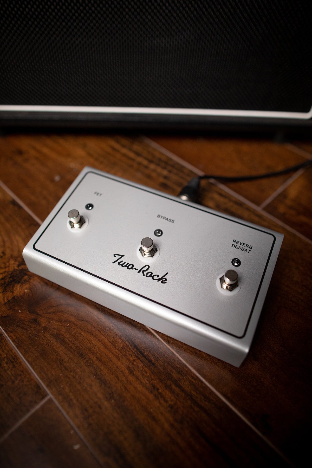 Pre-Order: Two-Rock Classic Reverb 100 Watt Head - Black Bronco, Black Matrix Grill Cloth