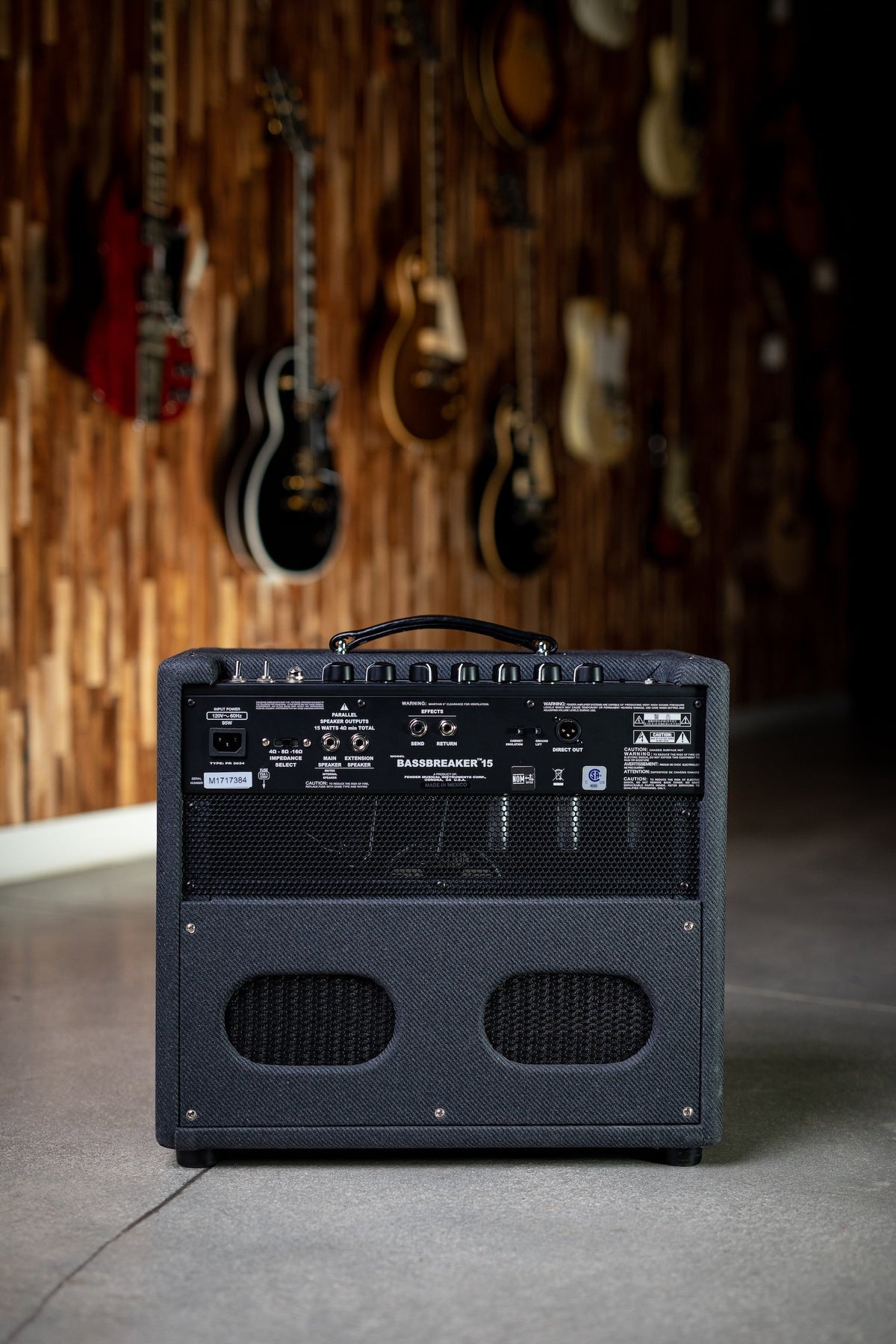 Fender Bassbreaker 15 - 15-watt 1x12” Combo Amp