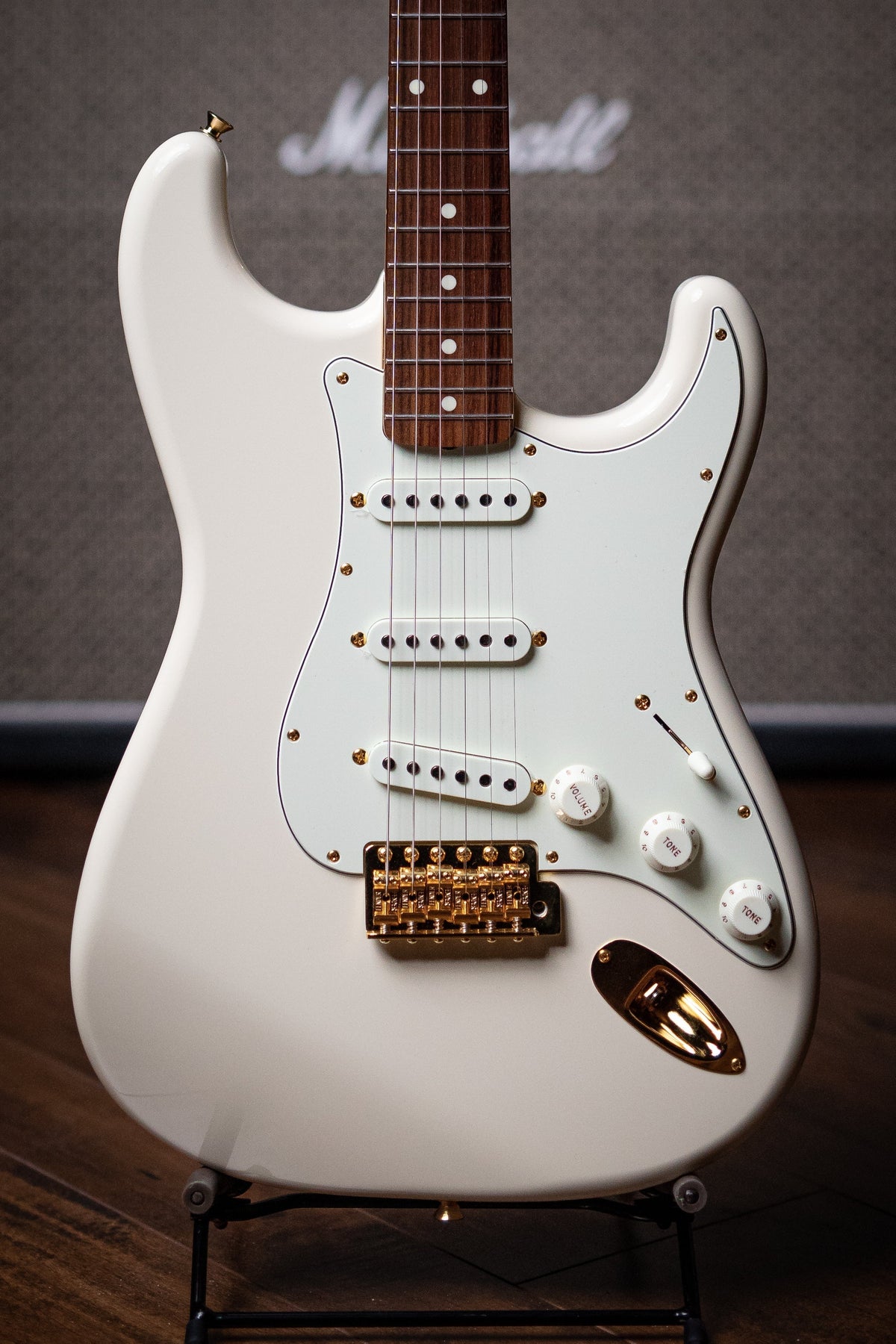 Fender Stratocaster LTD "Daybreak" MIJ Electric Guitar - Olympic White