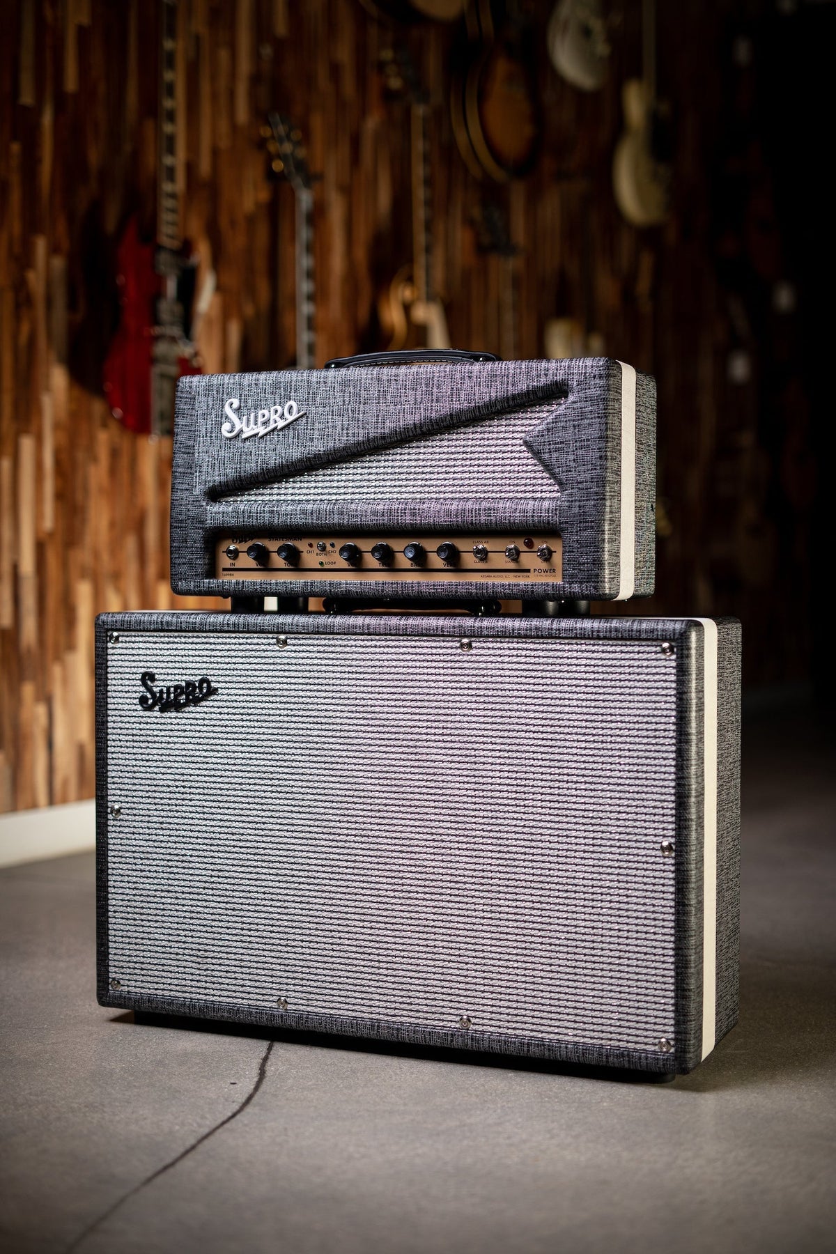Supro 1699RH Statesman 50 Watt Tube Head