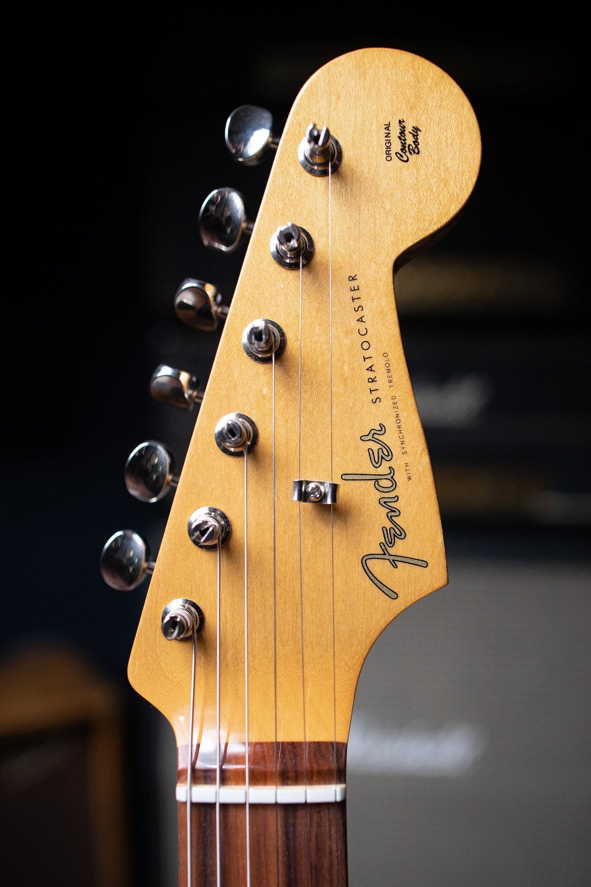 Fender Vintera '60s Stratocaster Electric Guitar - 3-Tone Sunburst