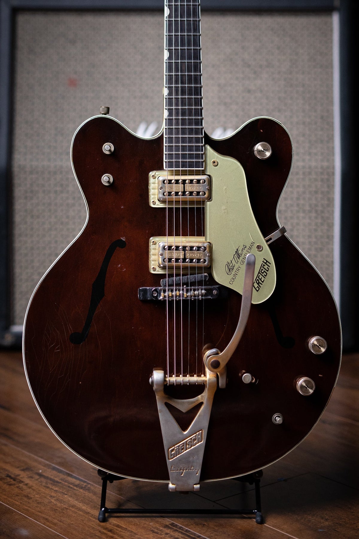 1967 Gretsch Chet Atkins Country Gentleman Electric Guitar - Walnut