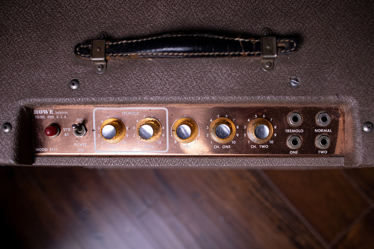 1960 DeArmond R-15T Combo Amp