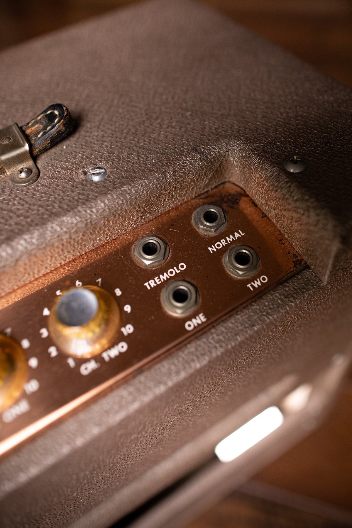 1960 DeArmond R-15T Combo Amp