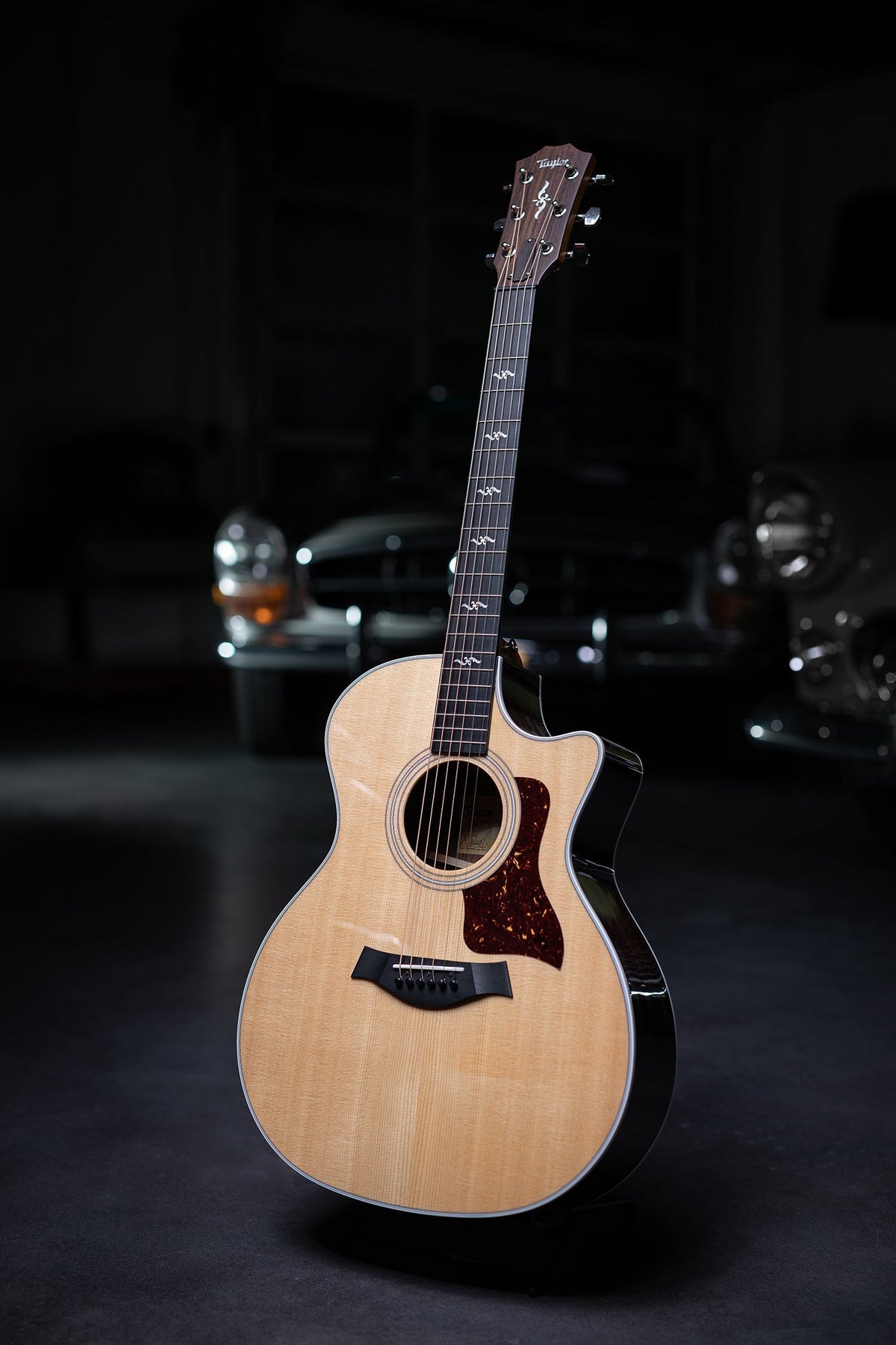 Taylor 414ce-R Rosewood Back & Sides and V-Class Bracing Acoustic-Electric Guitar - Natural