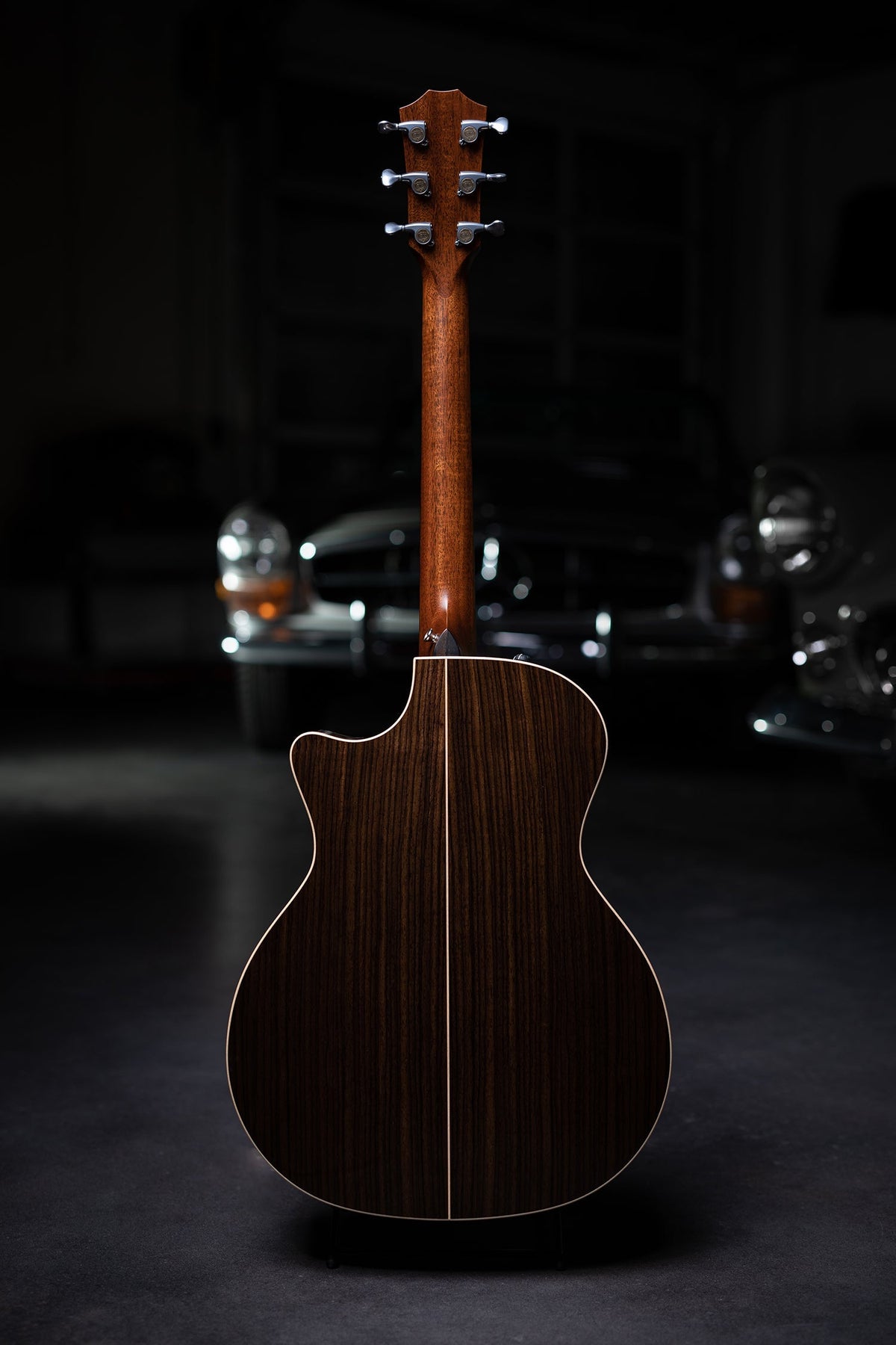 Taylor 814ce DLX Sitka Spruce Top Acoustic-Electric Guitar - Natural