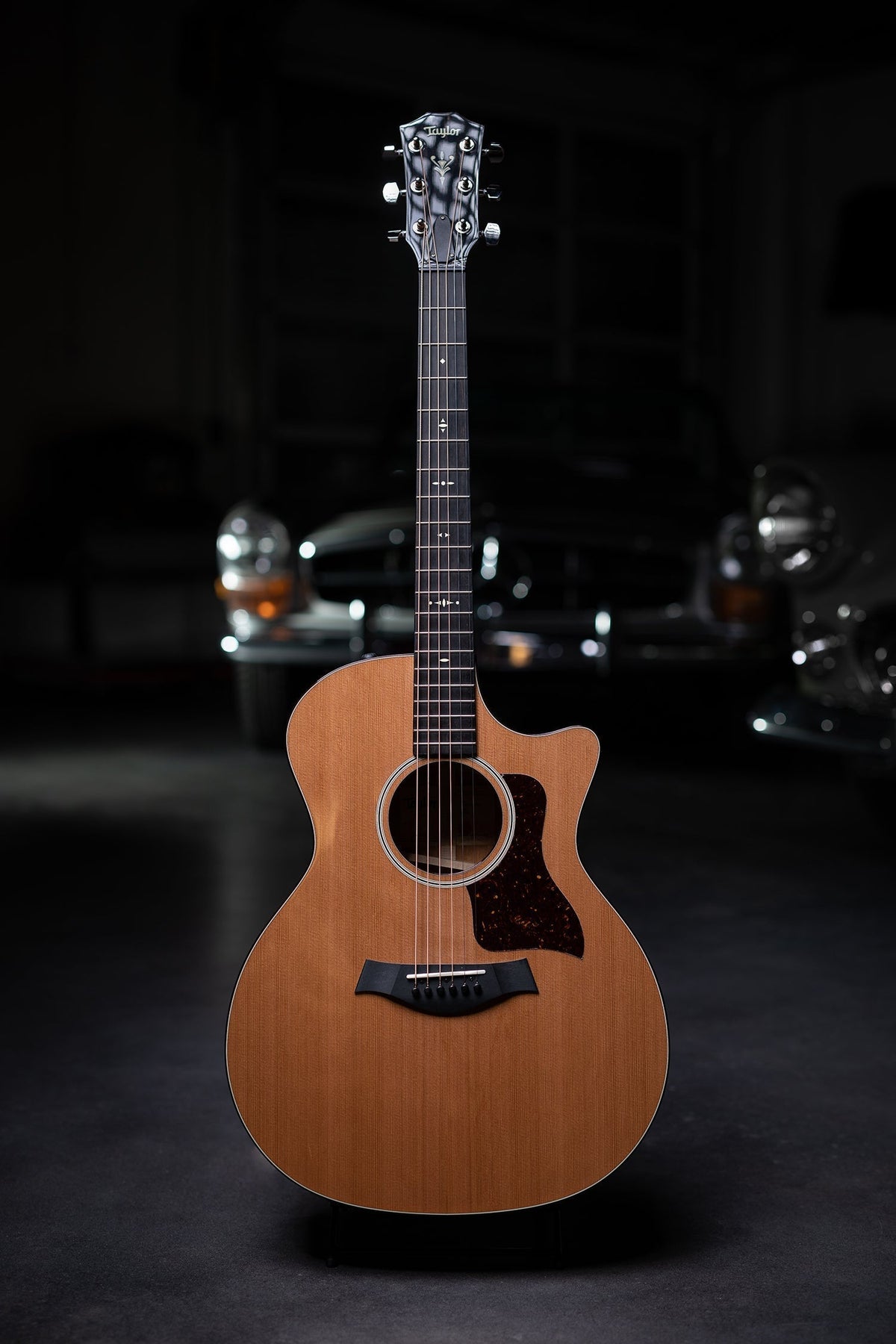 Taylor 514ce Mahogany Back and Sides with V-class Bracing Acoustic-Electric Guitar - Natural