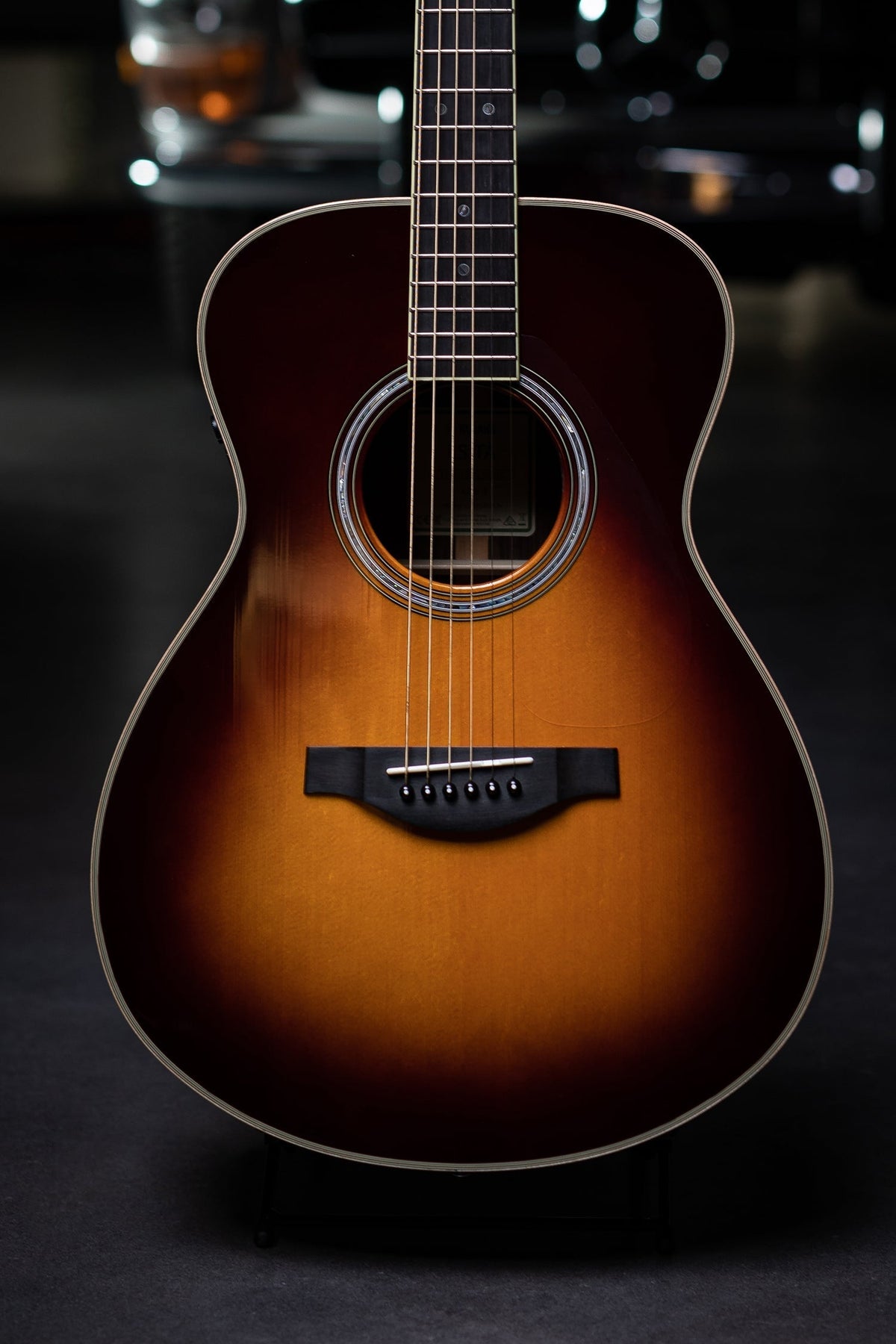 Yamaha LS-TA TransAcoustic Acoustic-Electric Dreadnought Guitar - Brown Sunburst