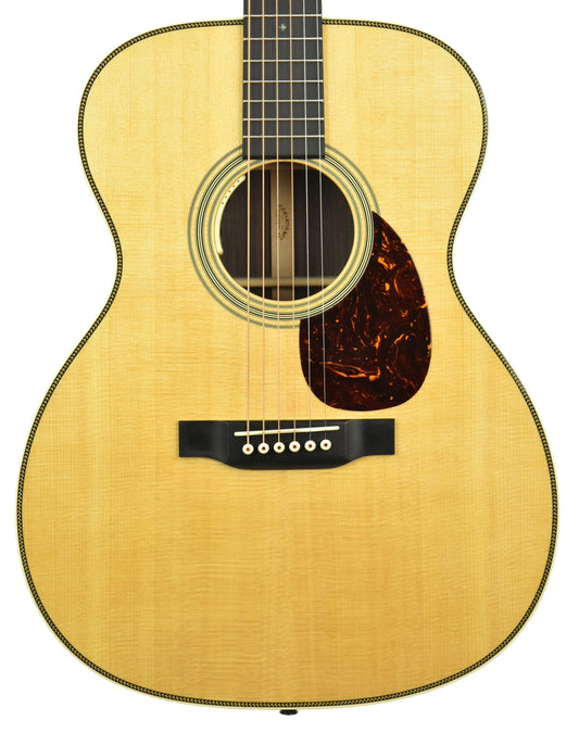 Martin OM-28E Acoustic-Electric Guitar in Natural 2412375