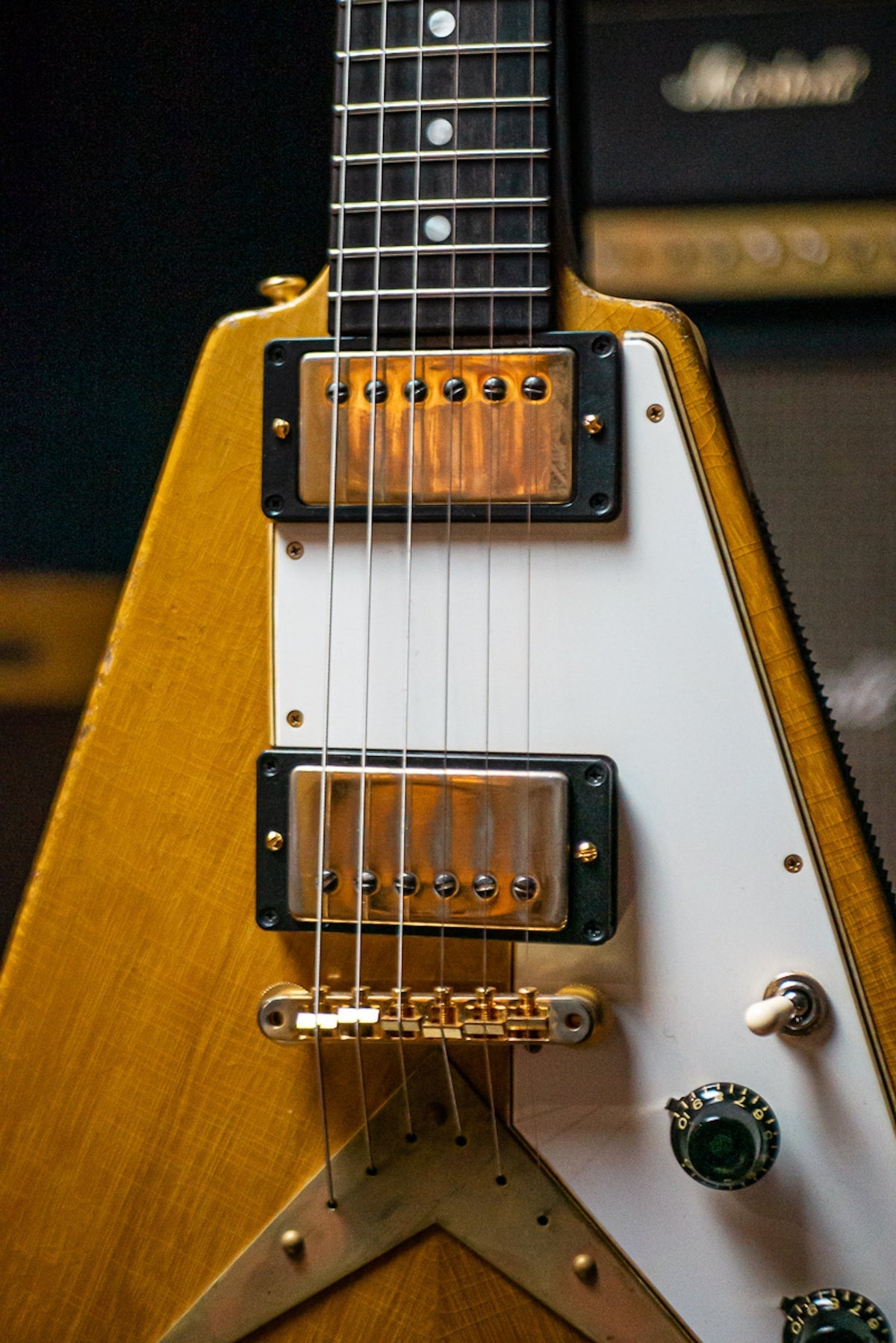 2021 Gibson Custom Shop 58 Korina Flying V Brazilian Rosewood Fingerboard Murphy Lab Light Aged GH Electric Guitar - Natural 81031
