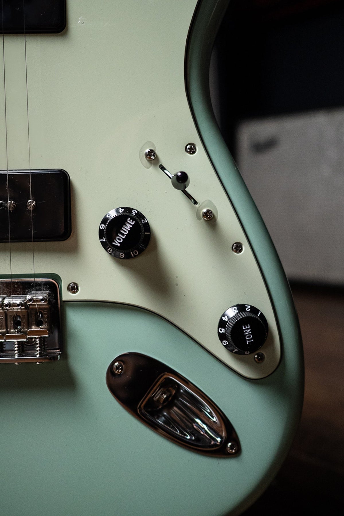 Fender Noventa Stratocaster Electric Guitar - Surf Green