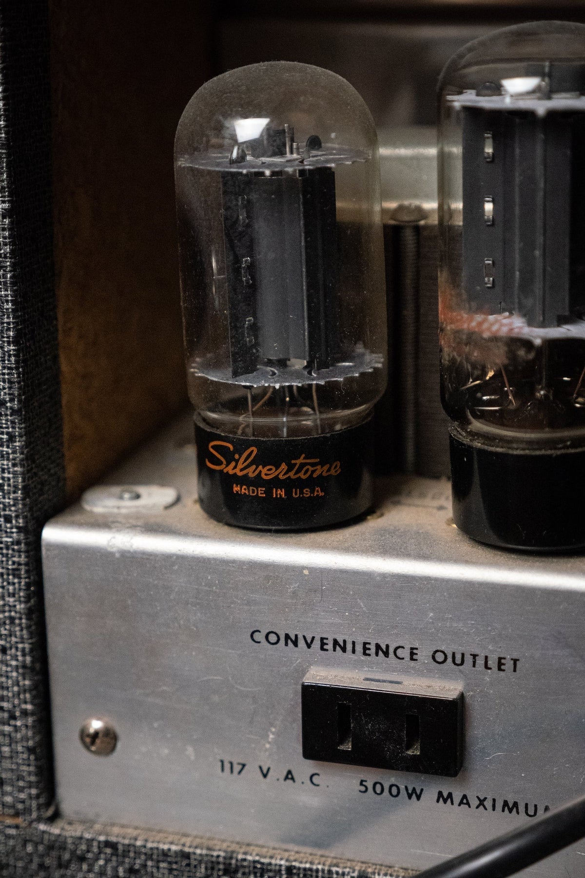 1965 Silvertone Model 1485 Head and Cabinet