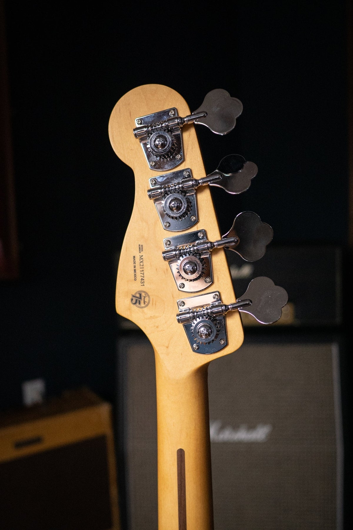 Fender Player Plus Precision Bass - 3 Color Sunburst