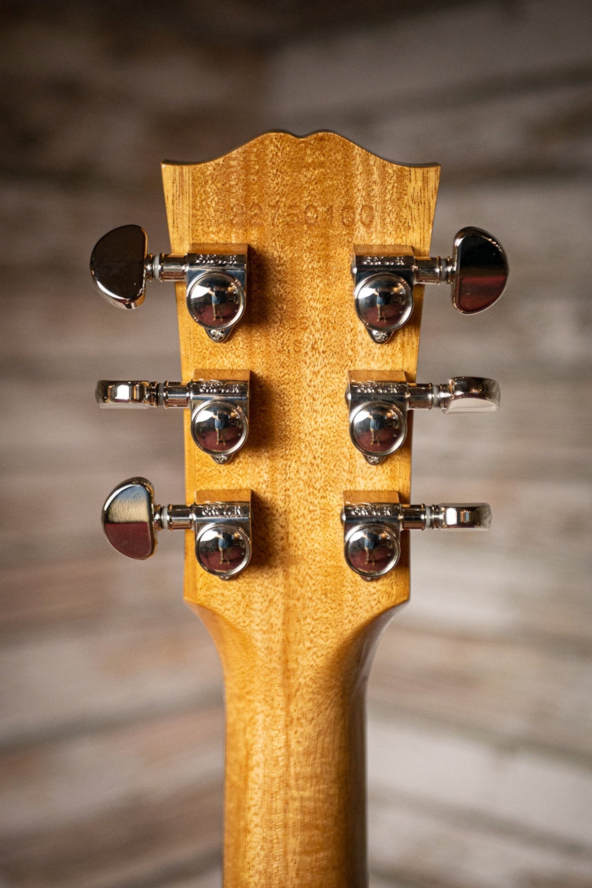 Gibson Hummingbird Studio Walnut Acoustic-Electric Guitar - Antique Natural