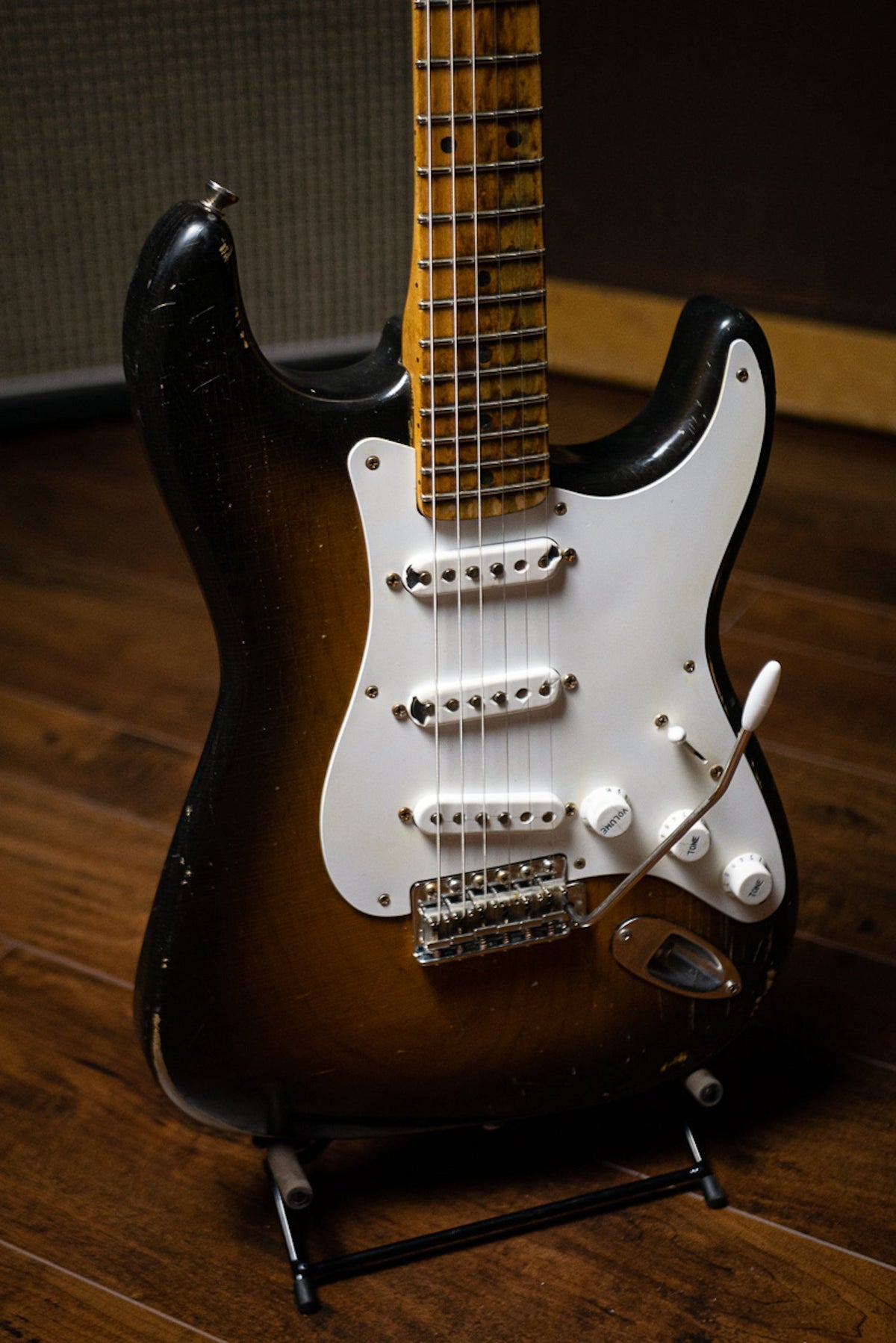 Walt Grace Customs S-Type 1954 Heavy Aged Electric Guitar - 2-Tone Sunburst